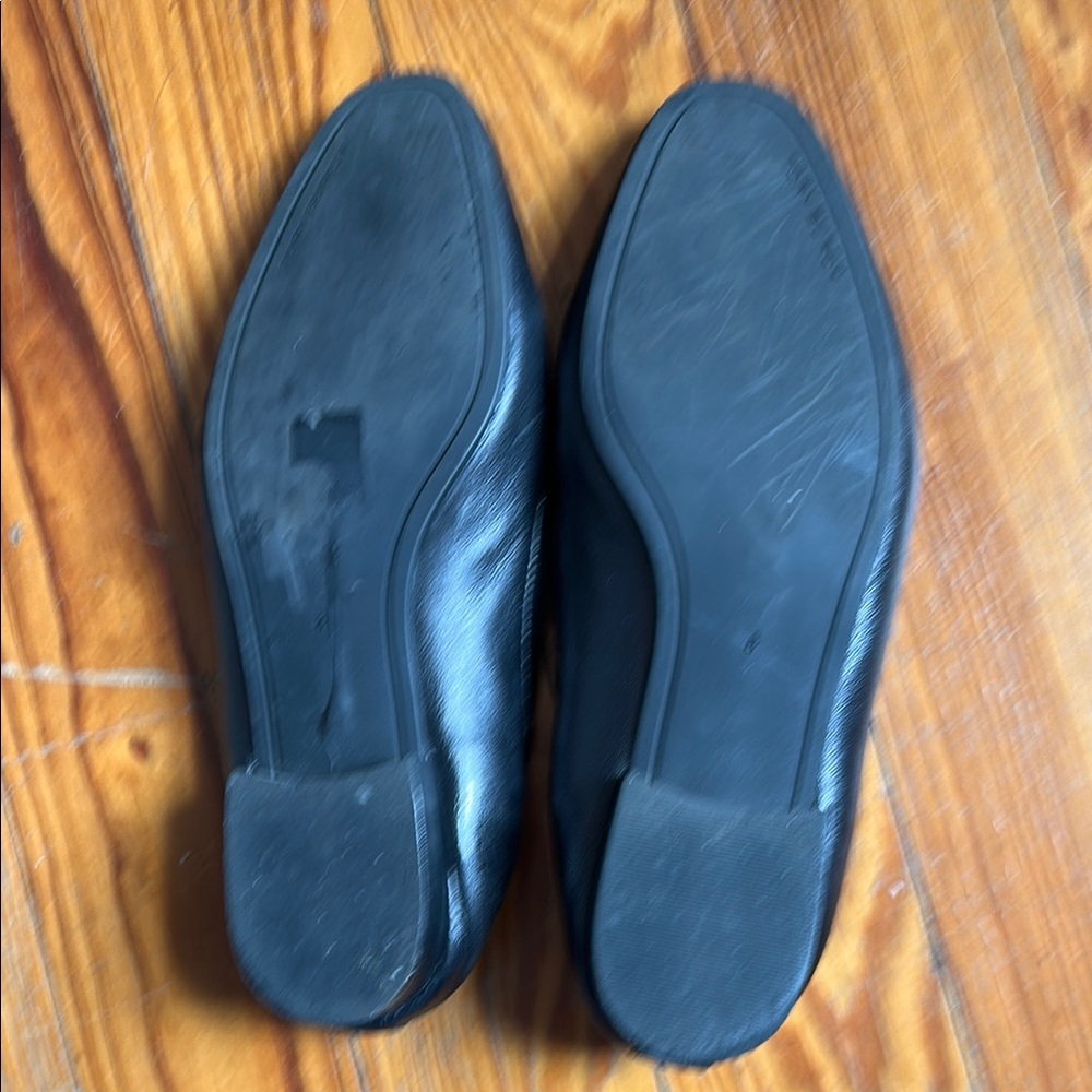 Black Leather Men's Loafers - Picture 5 of 8